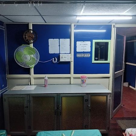 Rajeswari Ac Dormitory For Indian Males Only Port Blair Exteriér fotografie