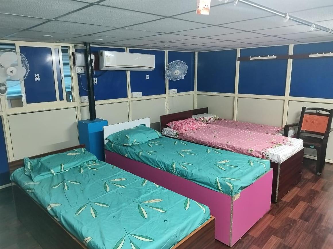 Rajeswari Ac Dormitory For Indian Males Only Port Blair Exteriér fotografie